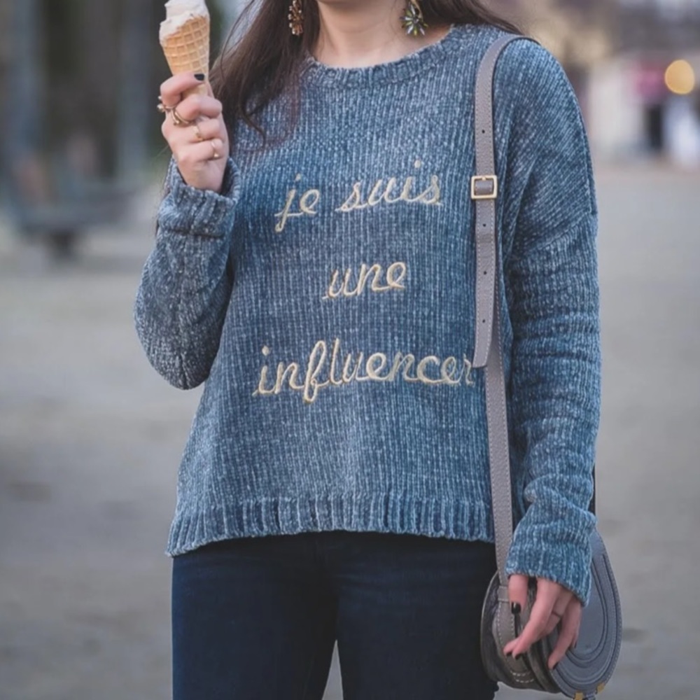 Sfera Sweater - image 1